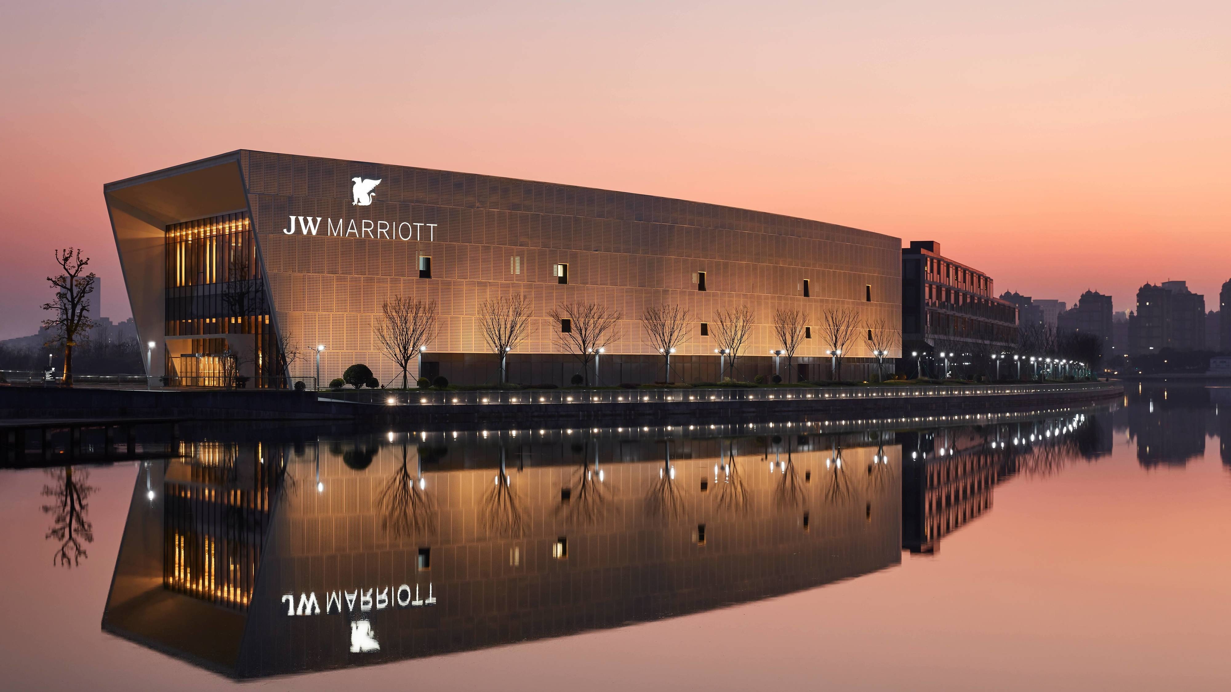 上海东方美谷JW万豪酒店外观​