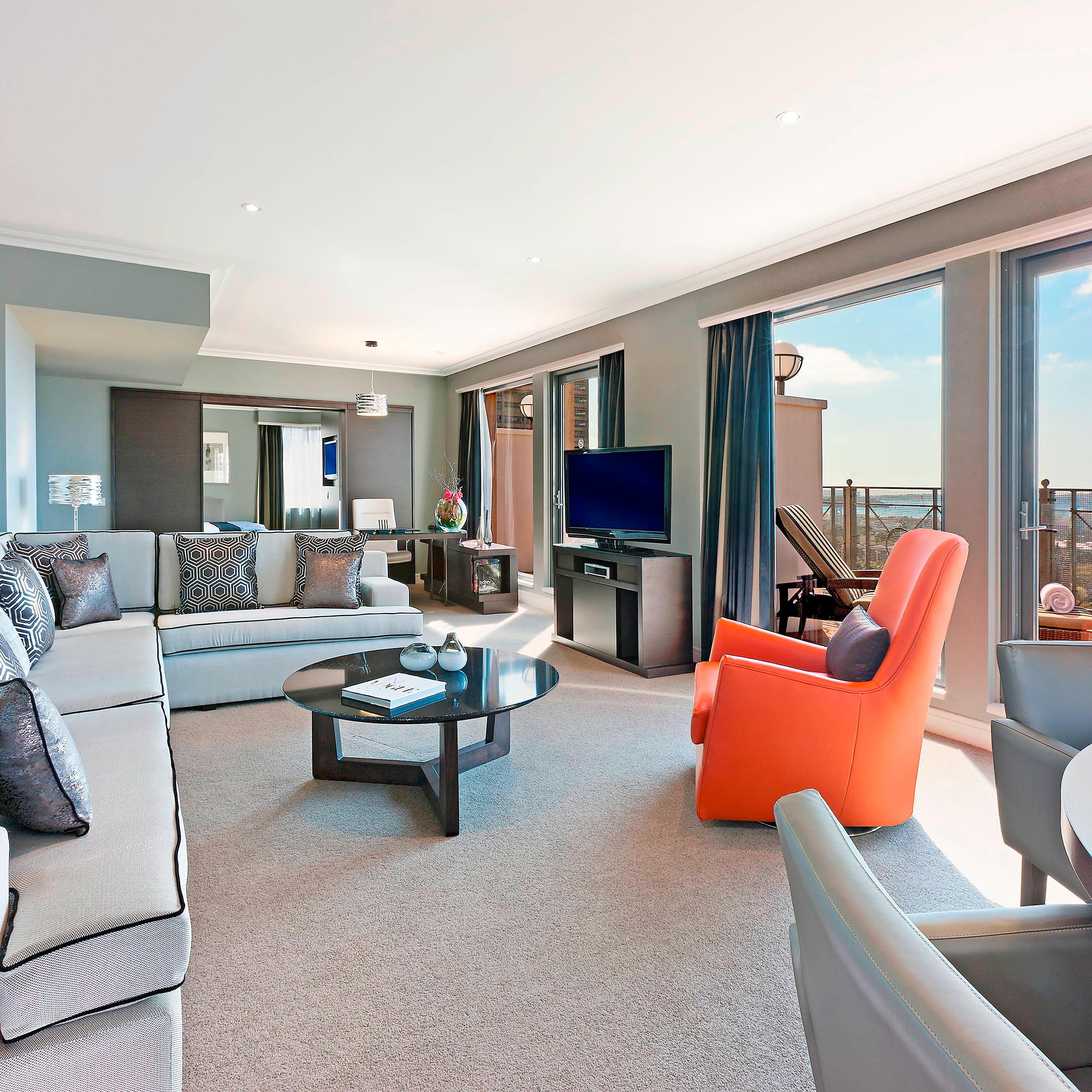 豪华露台套房休闲厅