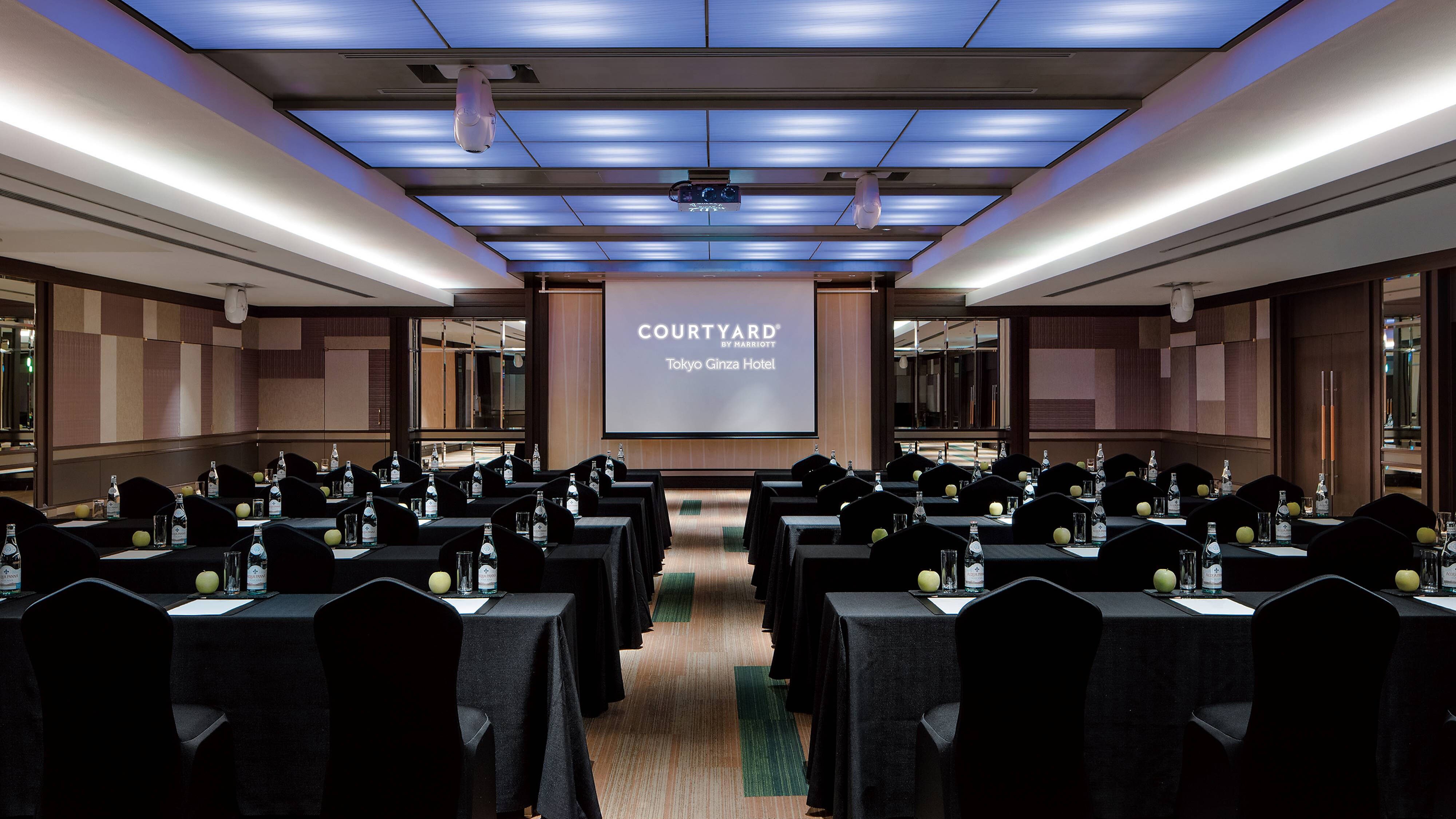 会议室课桌式布置