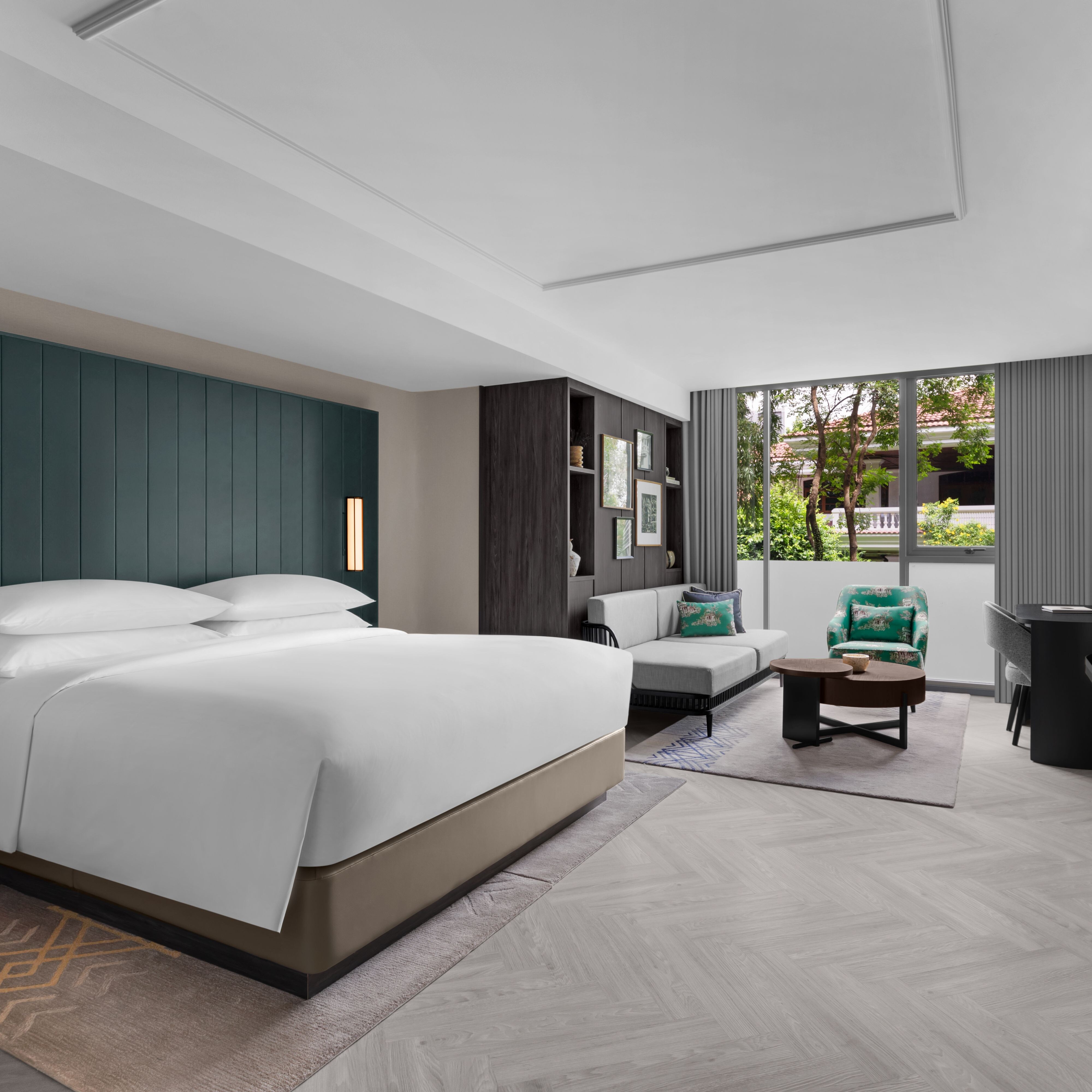 Emerald Suite, Thong Lor, Suite, Room, Vacation