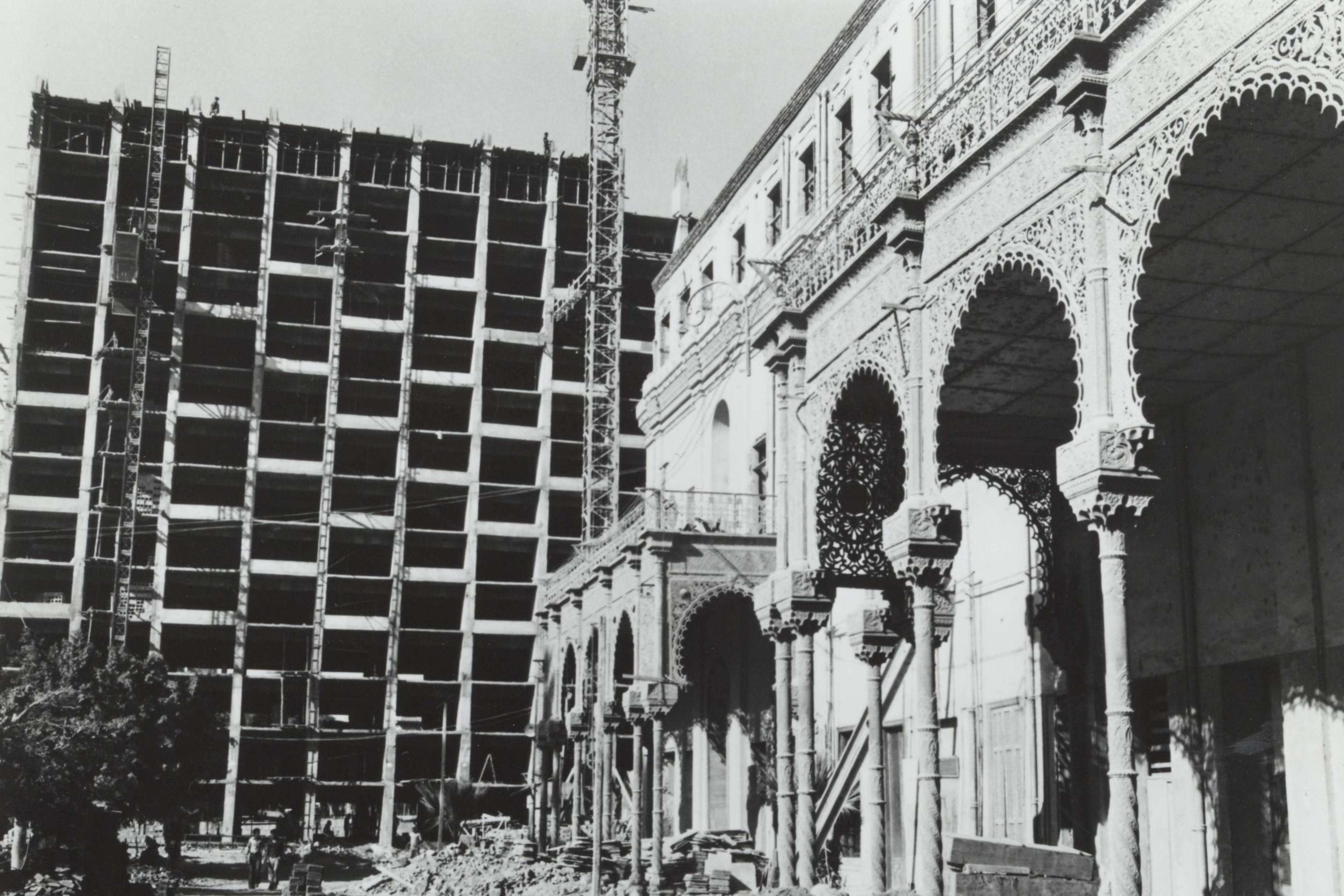 开罗万豪酒店和 Omar Al Khayyam 娱乐场是万豪在非洲率先开设的酒店。