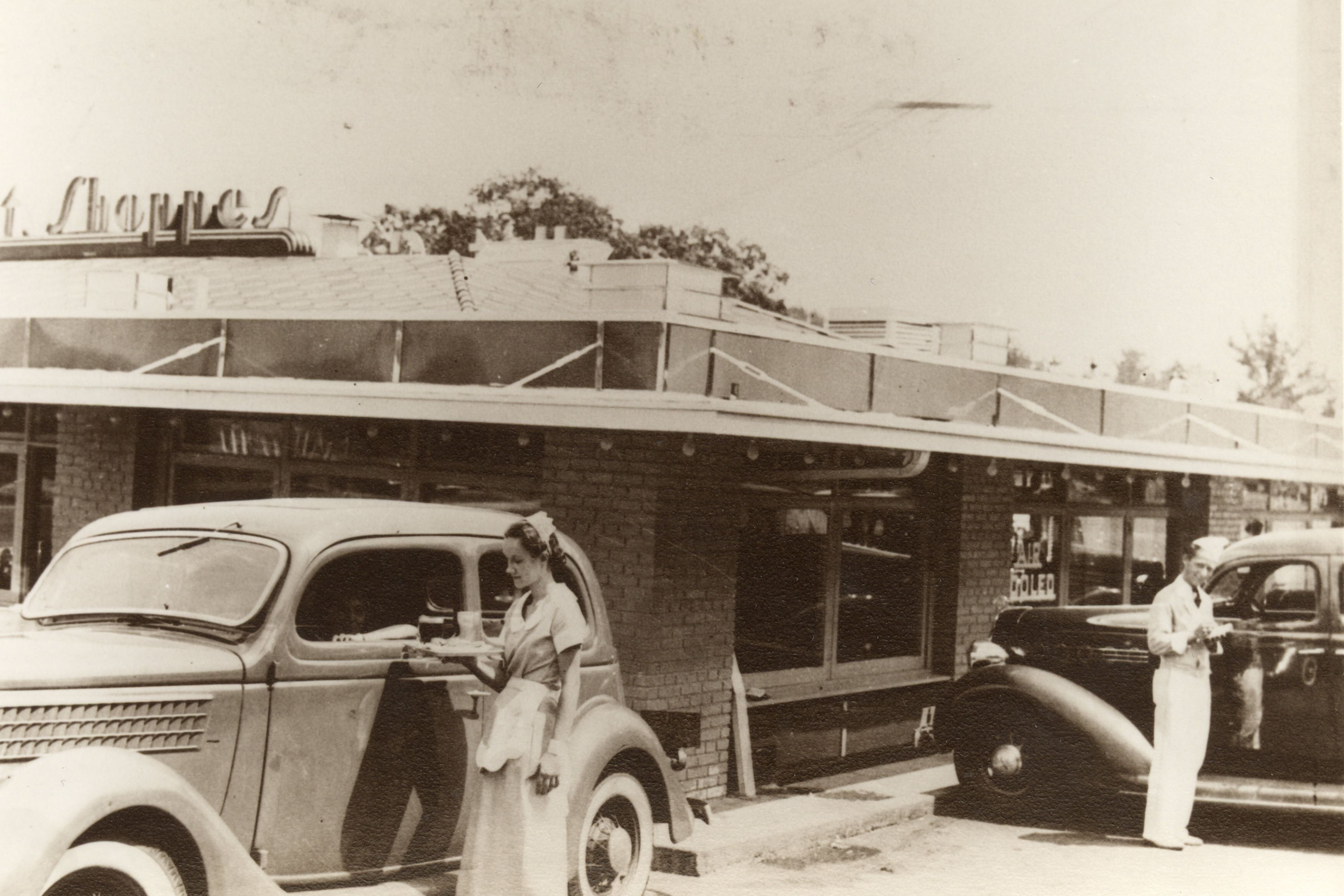 Curbette 提供车边服务