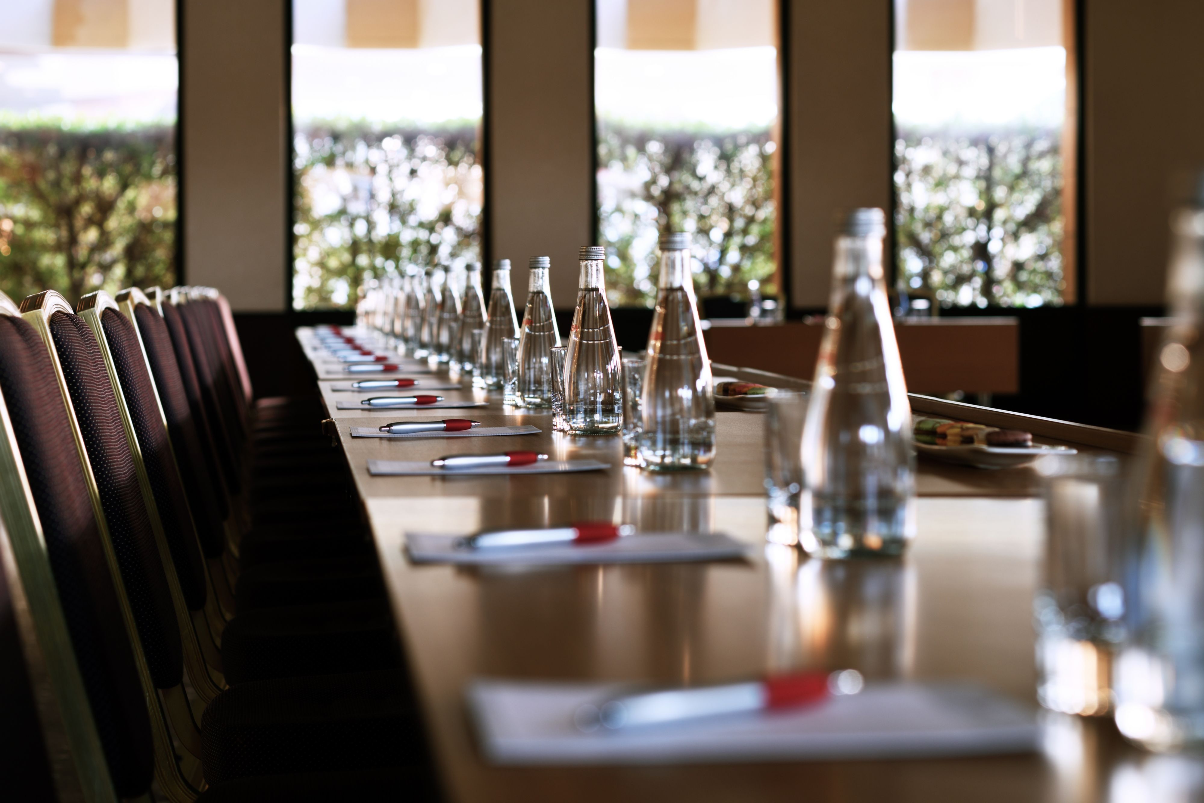 Sahara Meeting Room