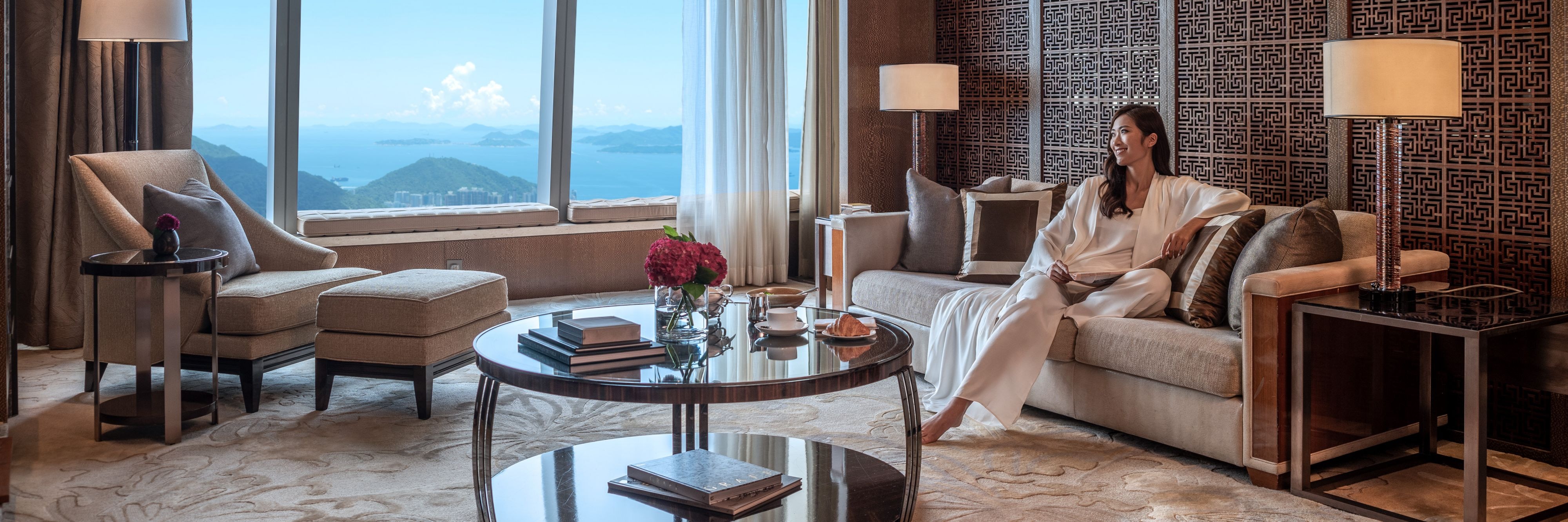四晚奢华天际住宿体验in Hong Kong, China丨The Ritz-Carlton